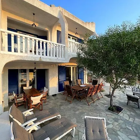 Villa Corali Ii *